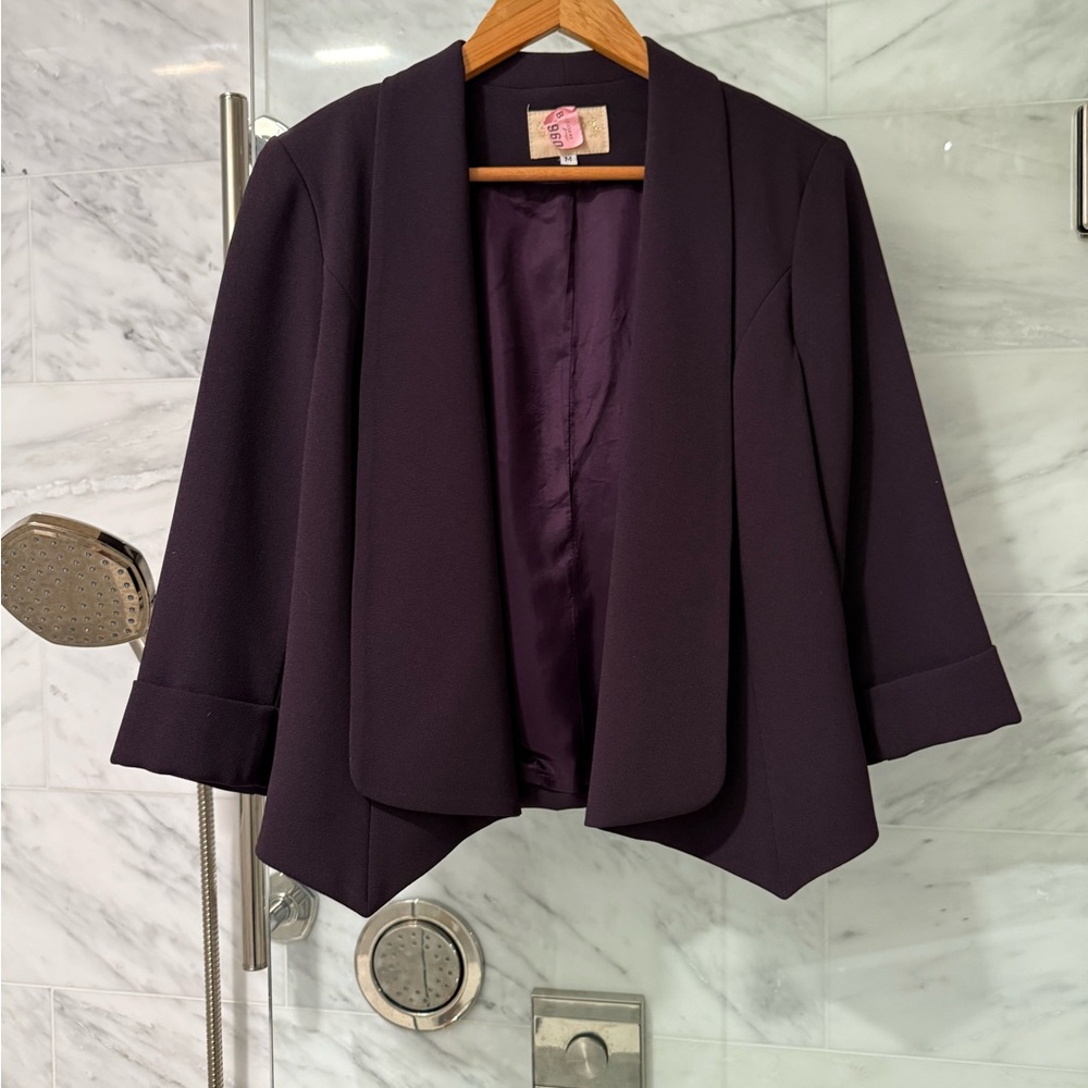Black plum jacket EUC size medium